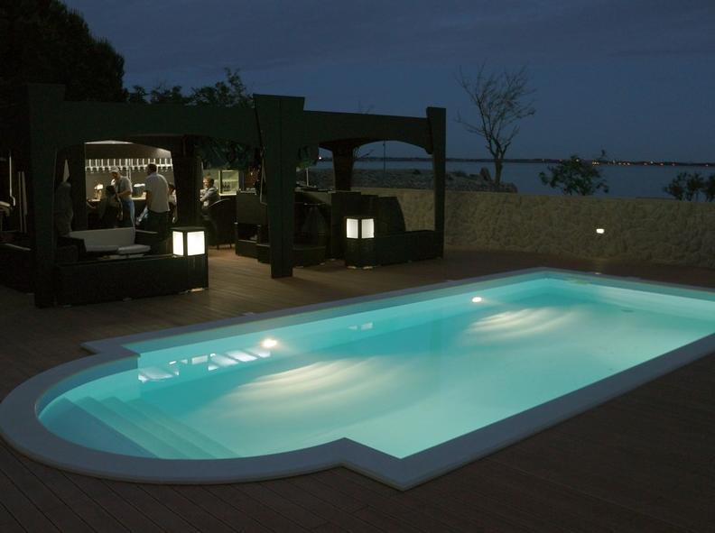 Paradise Resort Vanesa วีร์ ภายนอก รูปภาพ